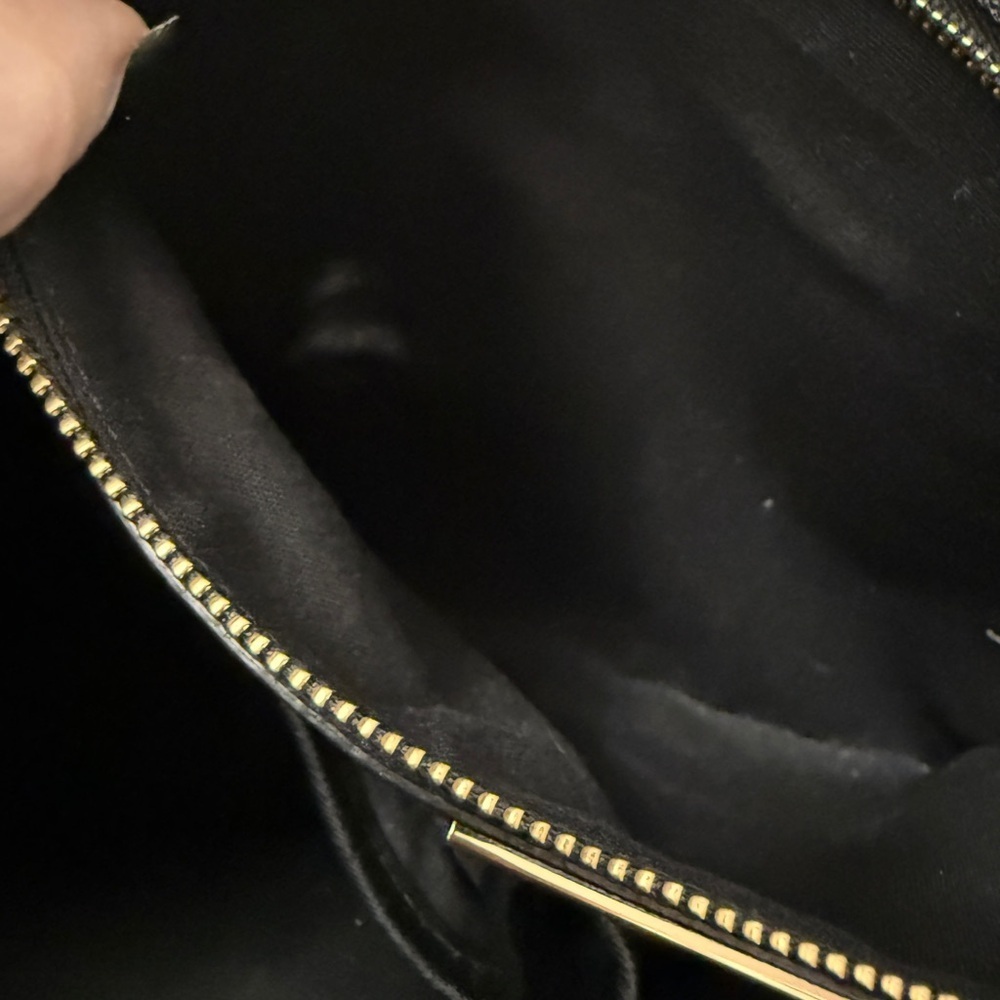 Tory Burch Black Robinson Tote Bag with Gold Accents - Picture 15 of 16